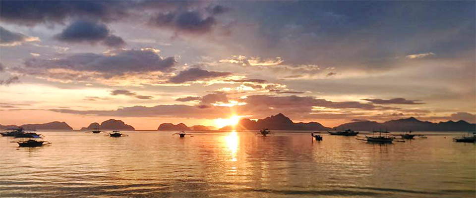 Corong–Corong Sunset. Corong–Corong Sunset.