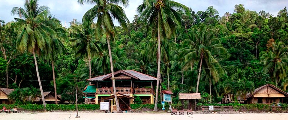 Greenviews Resort the number one cottages in Port Barton.