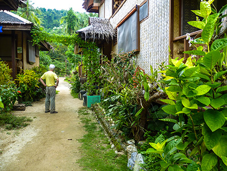 Garden path towards back entrance